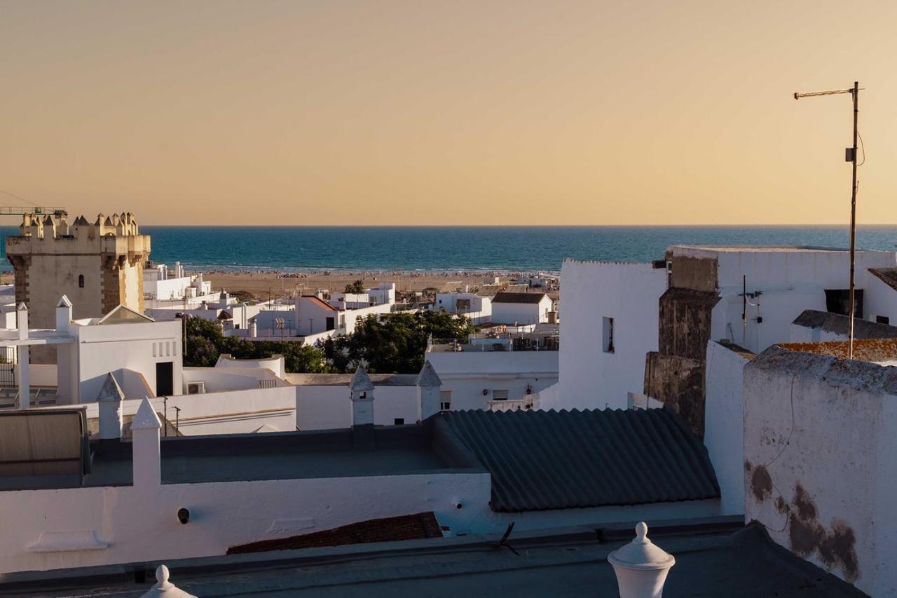Dona Lola Rooms Conil De La Frontera Exteriör bild