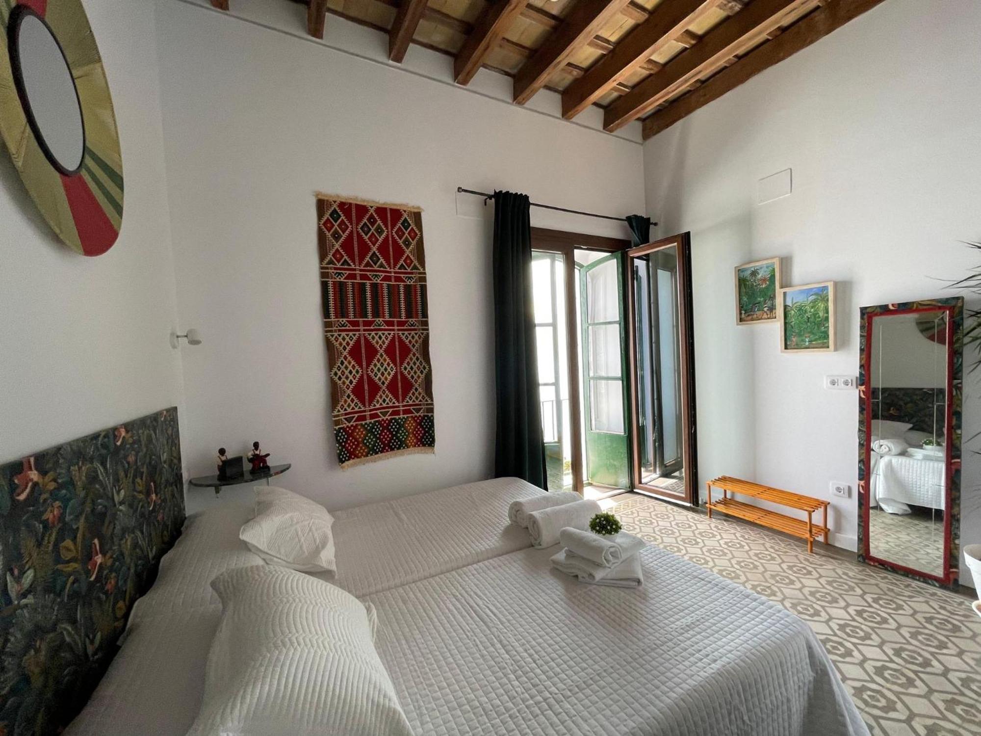 Dona Lola Rooms Conil De La Frontera Exteriör bild