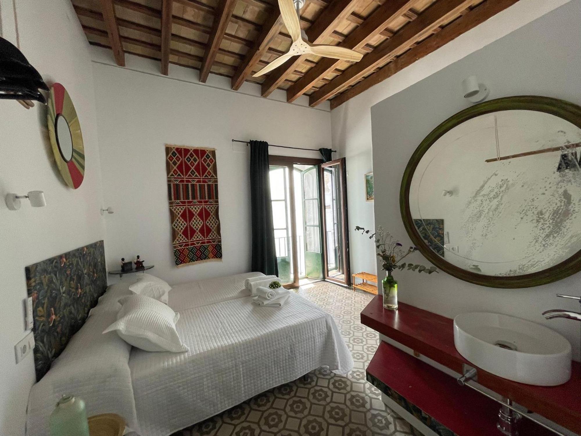 Dona Lola Rooms Conil De La Frontera Exteriör bild
