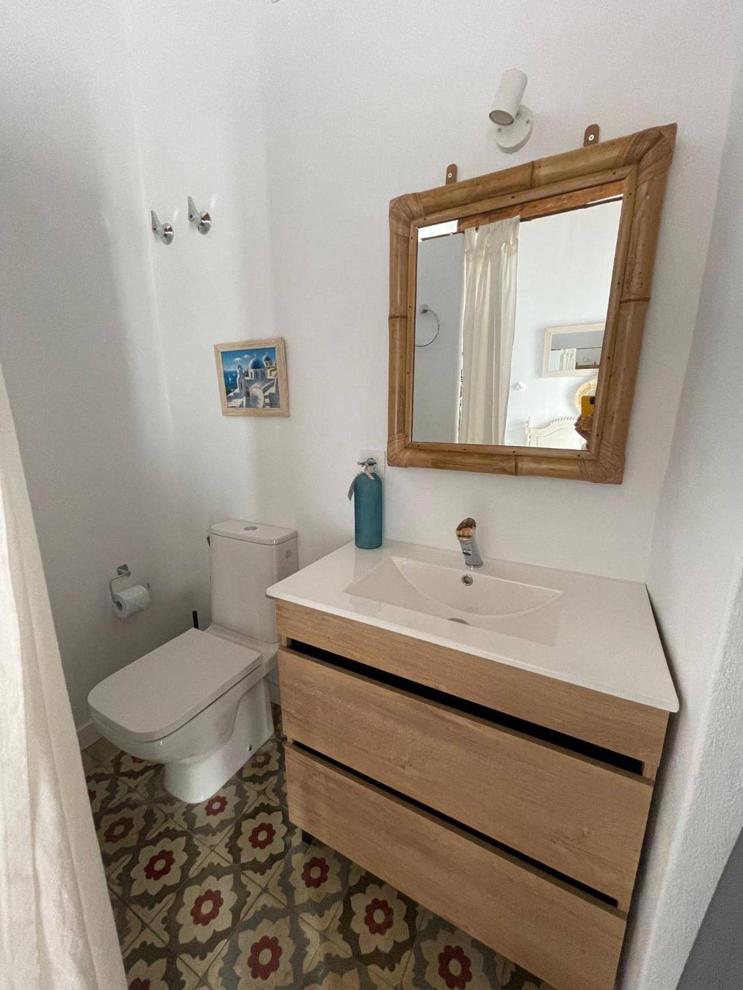 Dona Lola Rooms Conil De La Frontera Exteriör bild
